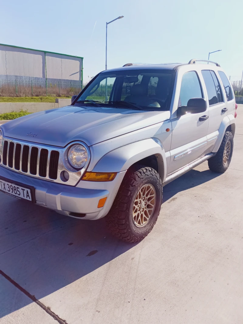 Jeep Cherokee, снимка 2 - Автомобили и джипове - 52411533