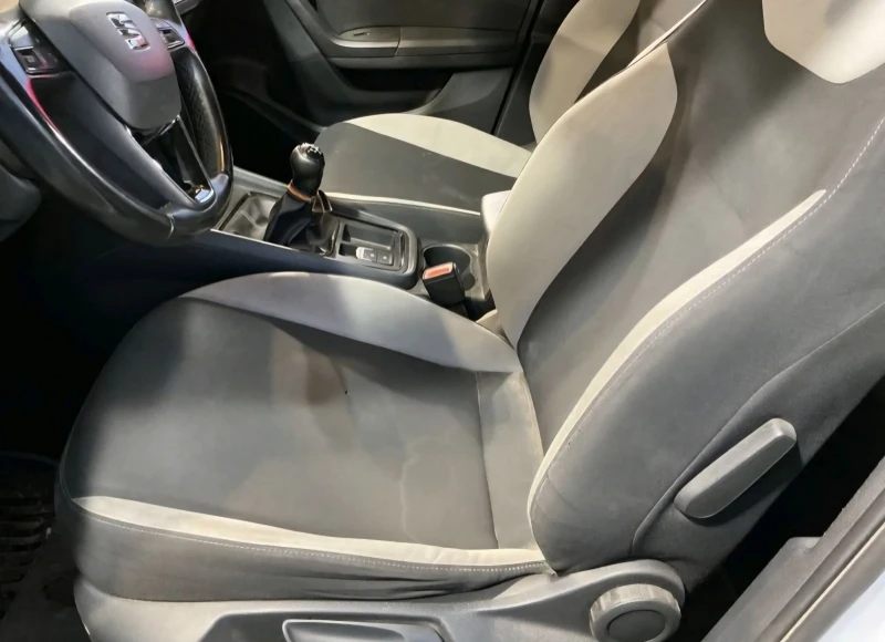 Seat Ateca 1.6TDI* ТОП ЦЕНА* REFERENCE EDITION* , снимка 8 - Автомобили и джипове - 52703282