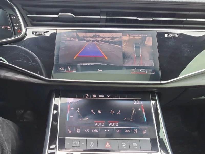 Audi Q7 Progressiv 55 S-Line * COOLED SEATS / CARPLAY / PA, снимка 12 - Автомобили и джипове - 53232609