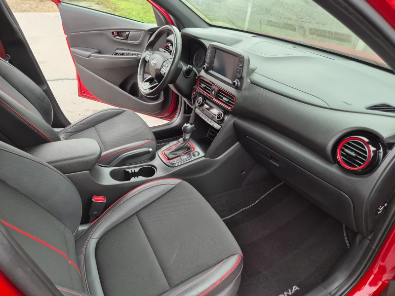 Hyundai Kona 1.6TGI, снимка 14 - Автомобили и джипове - 53246580
