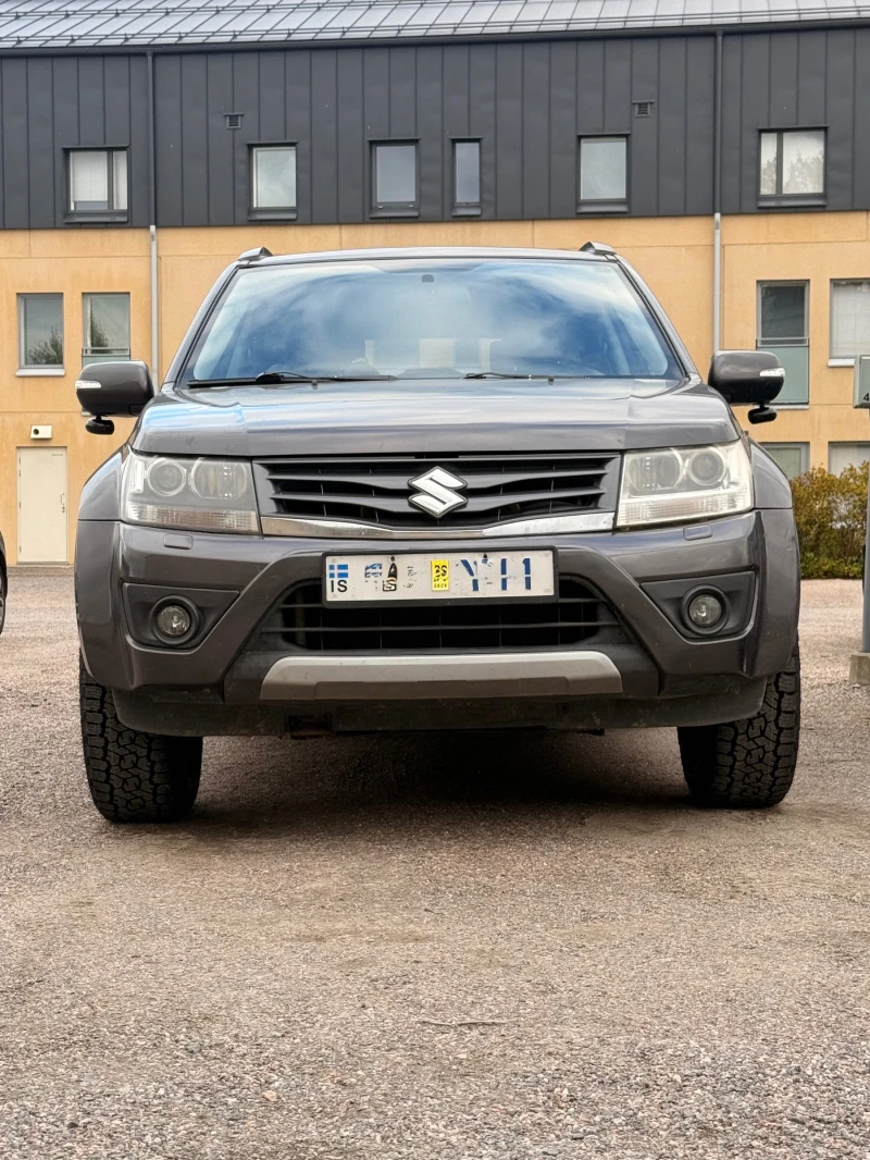Suzuki Grand vitara Нов внос Исландия!* 4×4 Facelift* Рядък модел, снимка 2 - Автомобили и джипове - 53265209