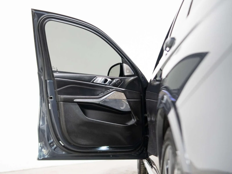 BMW X7 * xDrive50i * Premium Package * Panoramic , снимка 7 - Автомобили и джипове - 53362740