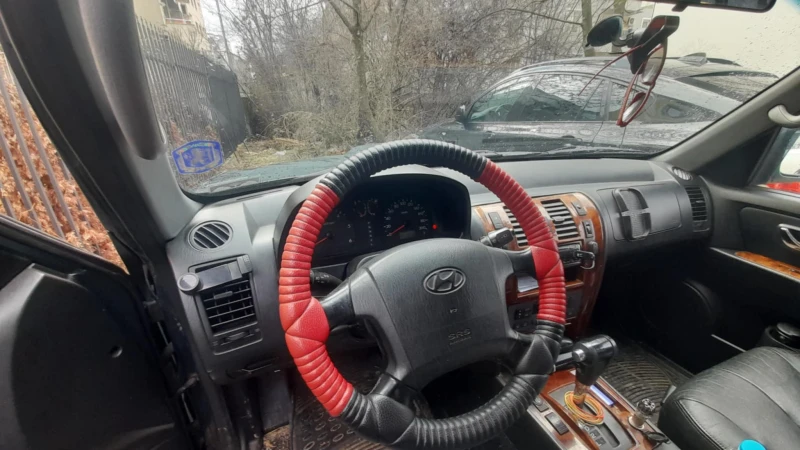 Hyundai Terracan, снимка 4 - Автомобили и джипове - 53484066