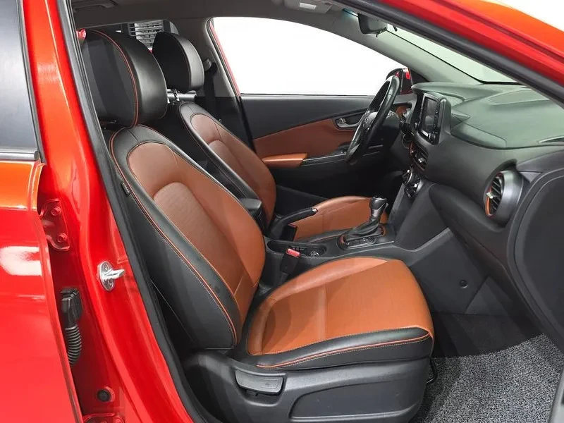Hyundai Kona 1.6 2WD MODERN POP, снимка 11 - Автомобили и джипове - 55217708