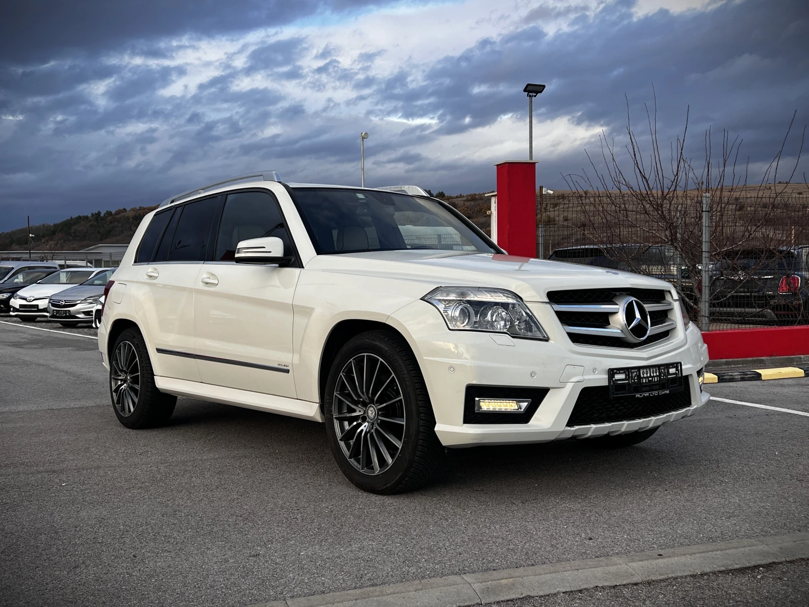 Mercedes-Benz GLK 350d 4Matic Chrome Edition 182000km - изображение 3