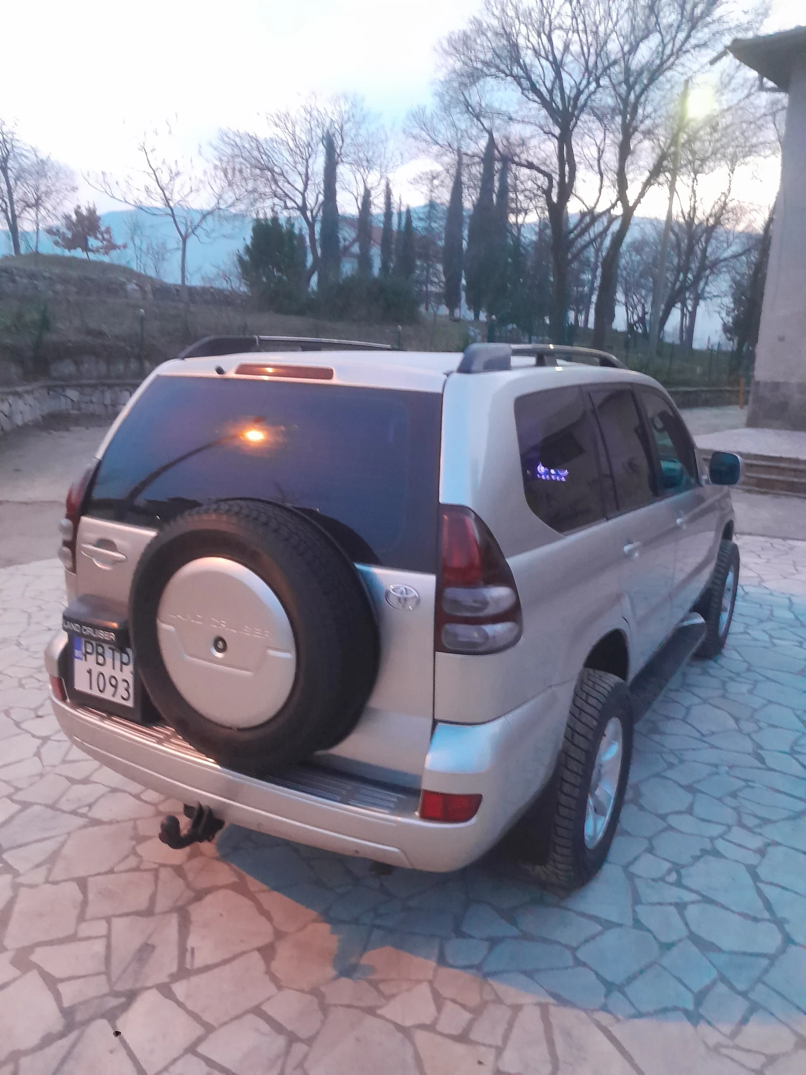 Toyota Land cruiser 120 - изображение 5