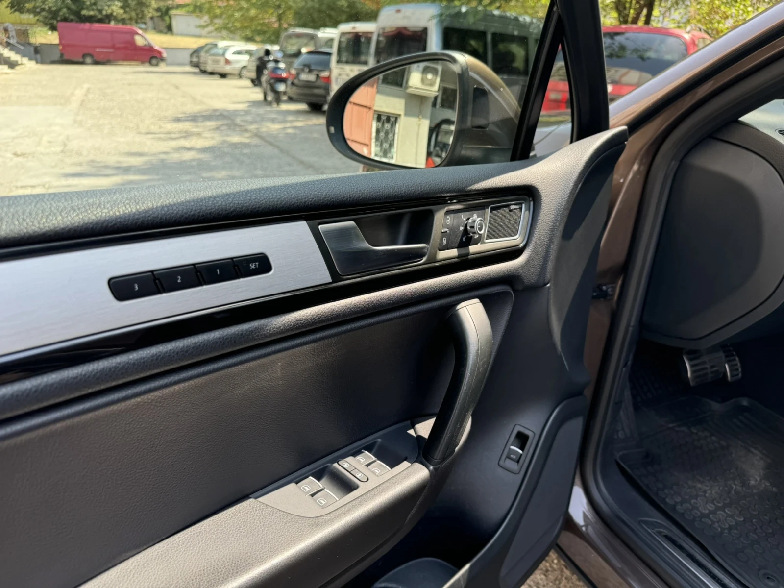 VW Touareg 3.0D 4motion АВТОМАТ ВЪЗДУХ ПОДГРЕВ ОБДУХВАНЕ ПЕЧК - изображение 6