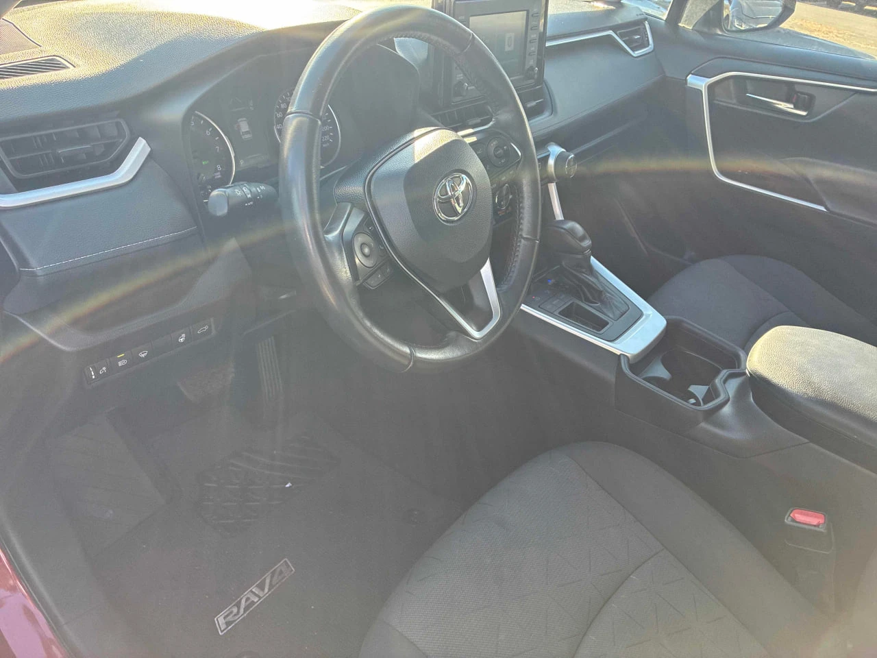 Toyota Rav4 CARFAX* АВТОФИНАНСИРАНЕ БЕЗ ПЪРВОНАЧАЛНА ВНОСКА - изображение 5