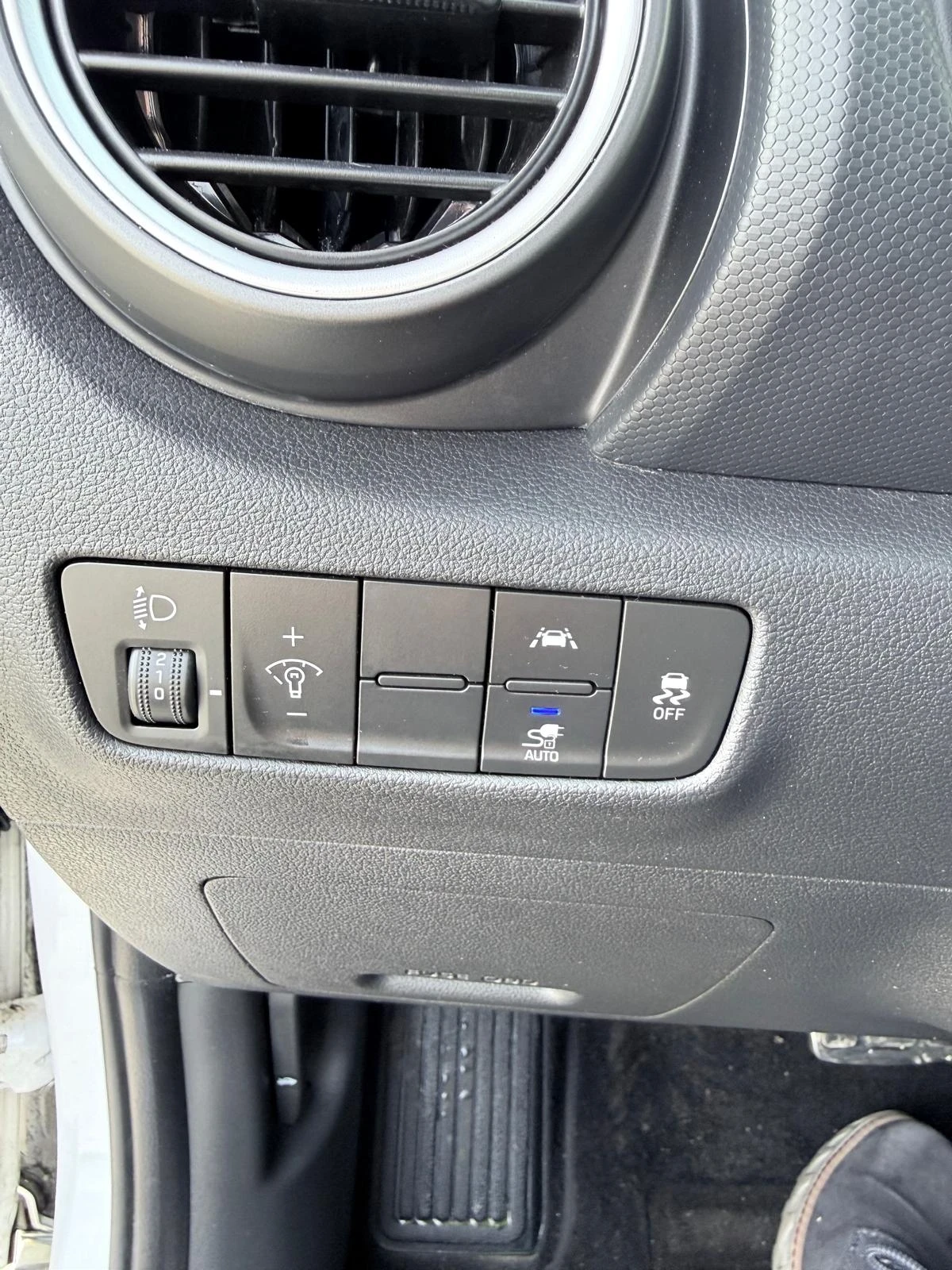 Hyundai Kona | Mobile.bg   13