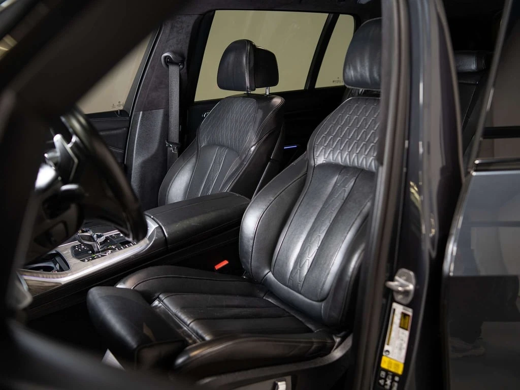 BMW X7 * xDrive50i * Premium Package * Panoramic  | Mobile.bg � ����������� 9