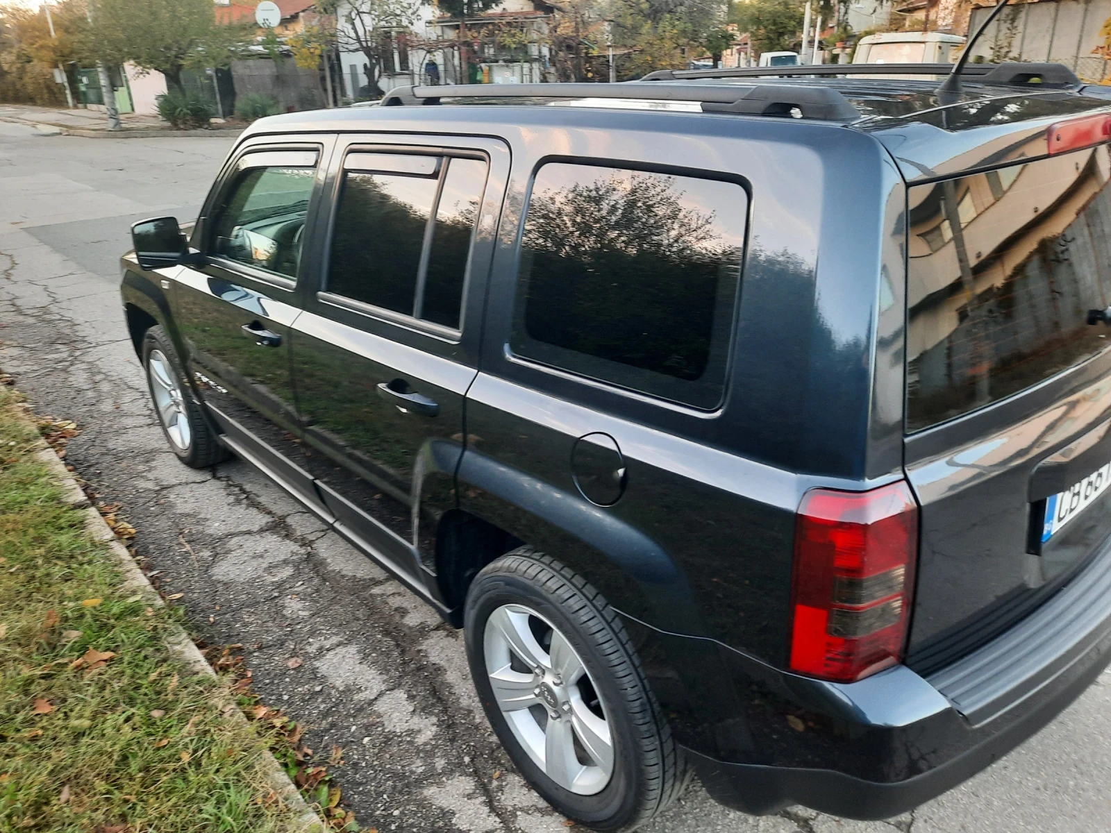 Jeep Patriot 2.4 Dual VVT , снимка 12 - Автомобили и джипове - 53391627