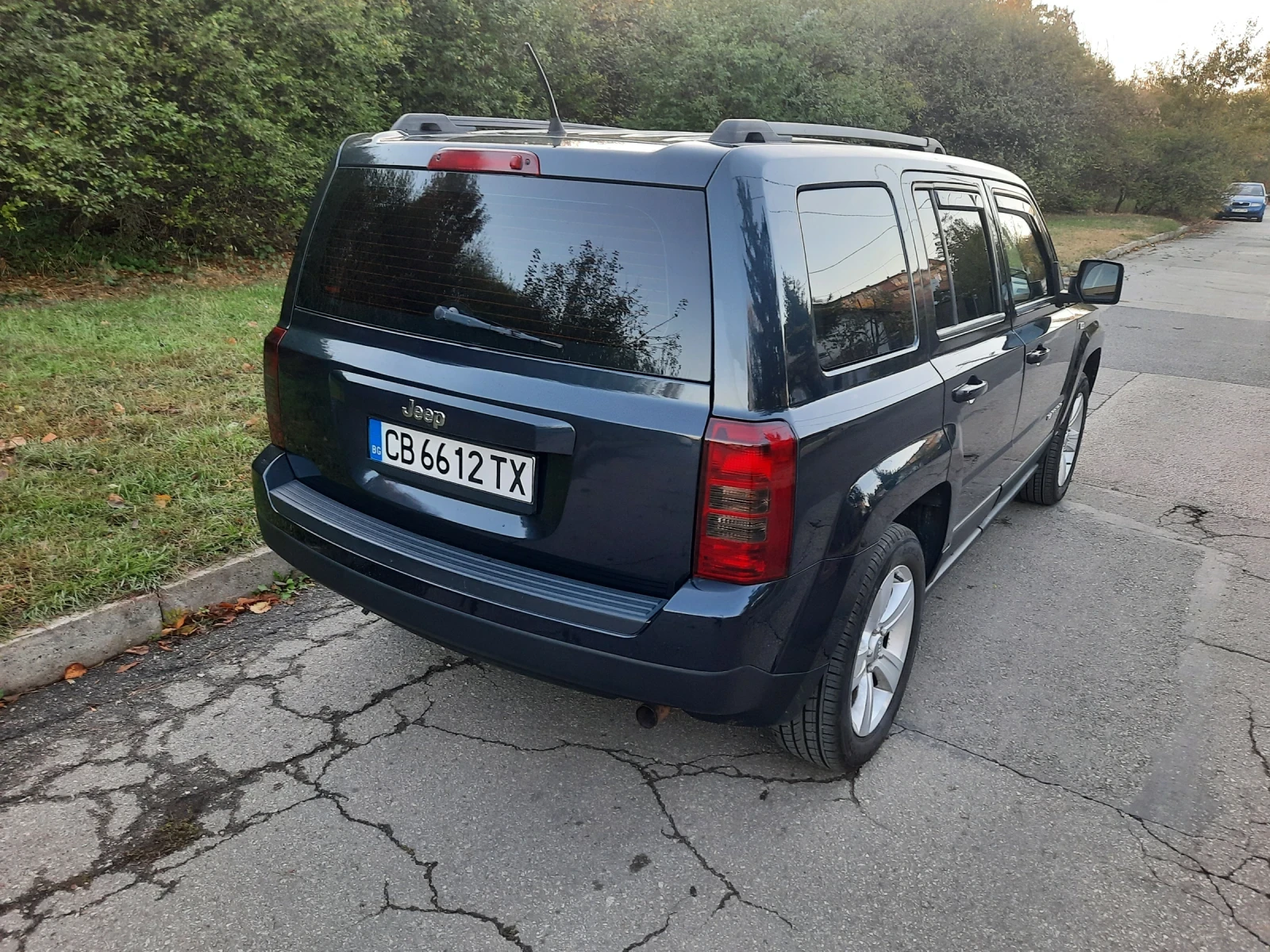 Jeep Patriot 2.4 Dual VVT , снимка 10 - Автомобили и джипове - 53391627