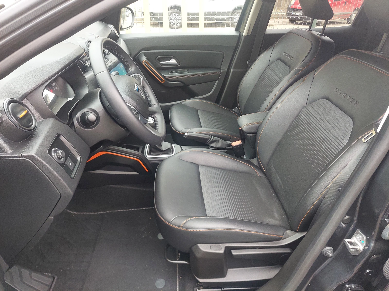 Dacia Duster ТОП СЪСТОЯНИЕ, снимка 17 - Автомобили и джипове - 53921438