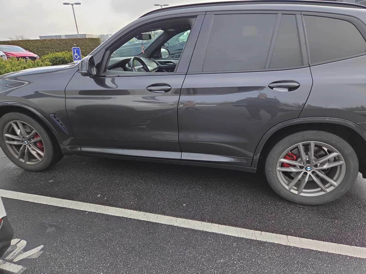 BMW X3 XDRIVE30I/CARFAX/ПАНОРАМА/ПОДГРЕВИ, снимка 3 - Автомобили и джипове - 53958113