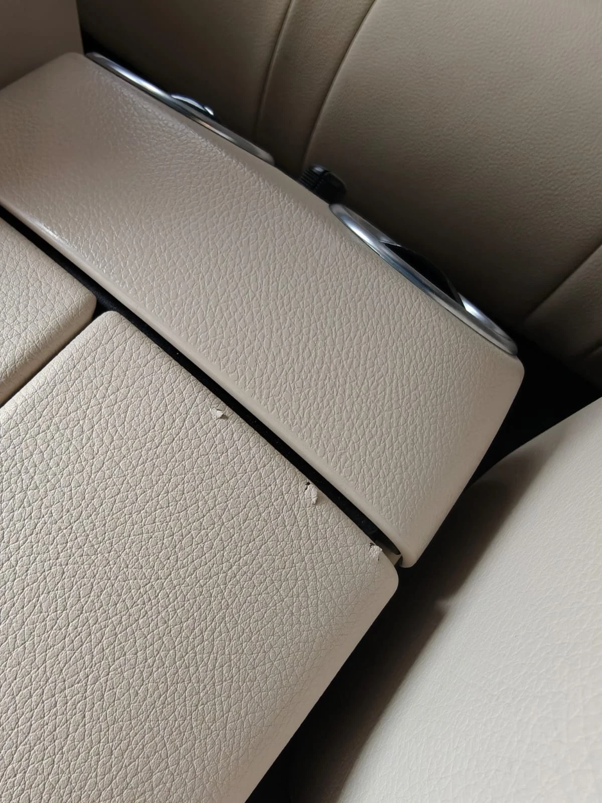 Mercedes-Benz GLC 300, снимка 17 - Автомобили и джипове - 54080984