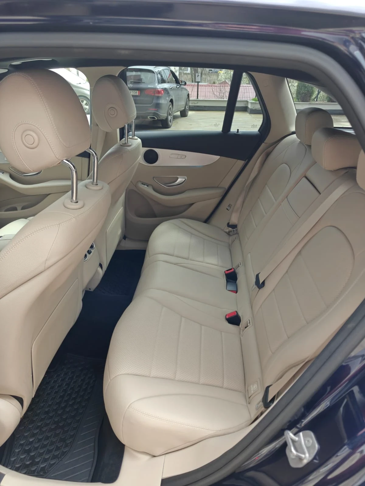 Mercedes-Benz GLC 300, снимка 7 - Автомобили и джипове - 54080984