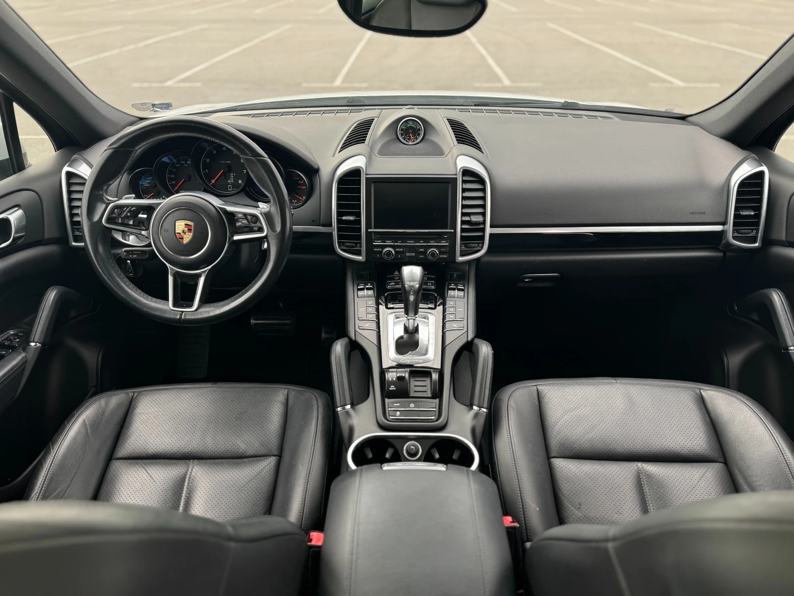 Porsche Cayenne 3.6 V6| FACELIFT| ПОДГРЕВ| ПАНОРАМА| РЕАЛНИ КМ| , снимка 10 - Автомобили и джипове - 54392348