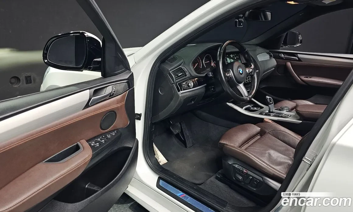 BMW X4 XDRIVE20D| M PACK| HUD| КАМЕРА| ПОДГРЕВ| , снимка 5 - Автомобили и джипове - 54459508