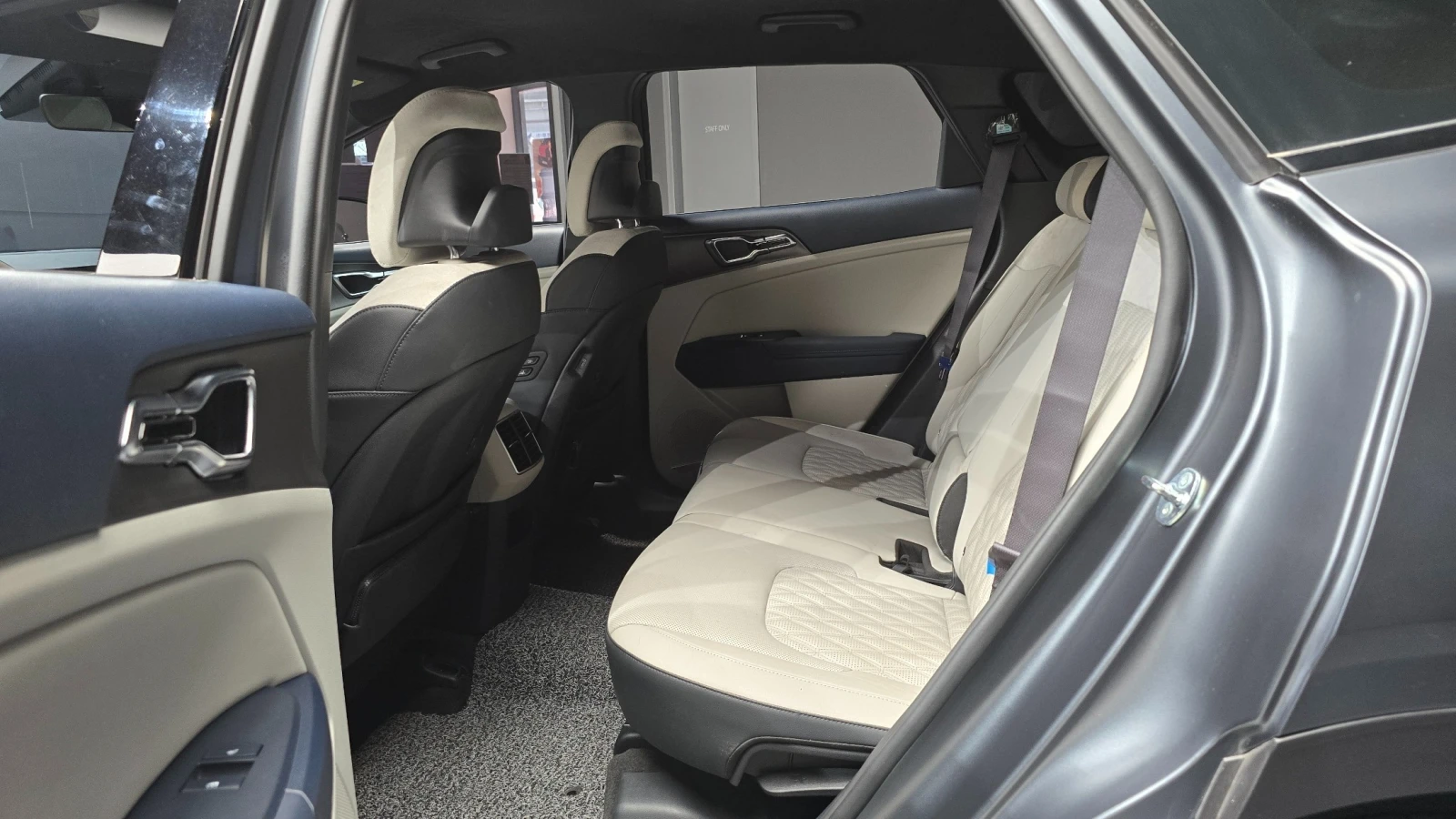 Kia Sportage 1.6 T-GDI Signature X-Line | 2025| HUD | 360 Камер, снимка 5 - Автомобили и джипове - 54618676