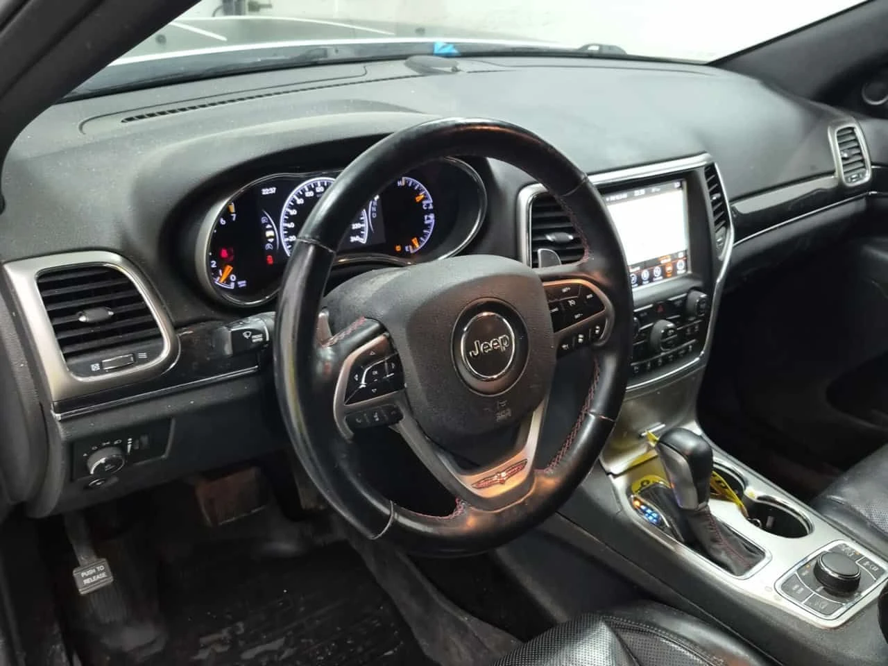 Jeep Grand cherokee TRAILHAWK/ДИСТРОНИК/ПОДГРЕВ/CARFAX/ФИНАНСИРАНЕ, снимка 11 - Автомобили и джипове - 54750554