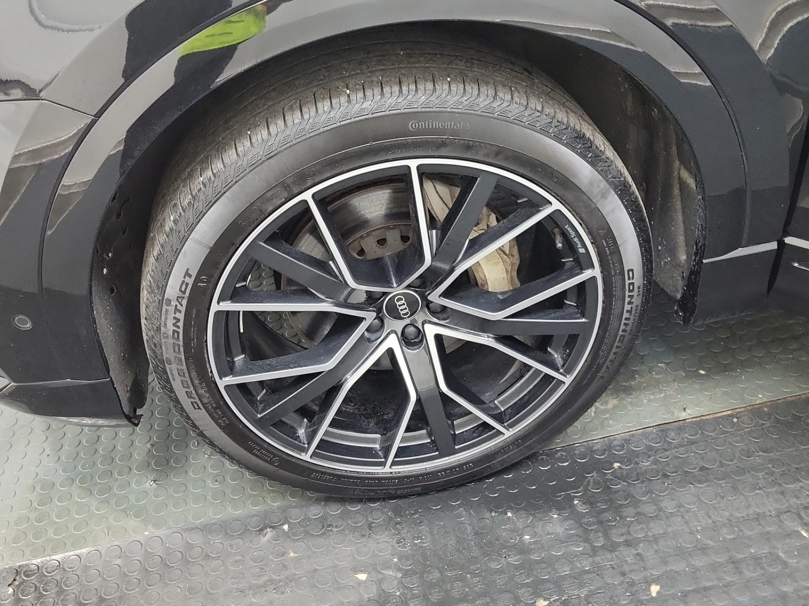 Audi Q8 PROGRESSIV, ПРОГНОЗНА ЦЕНА до БГ, снимка 6 - Автомобили и джипове - 55395580
