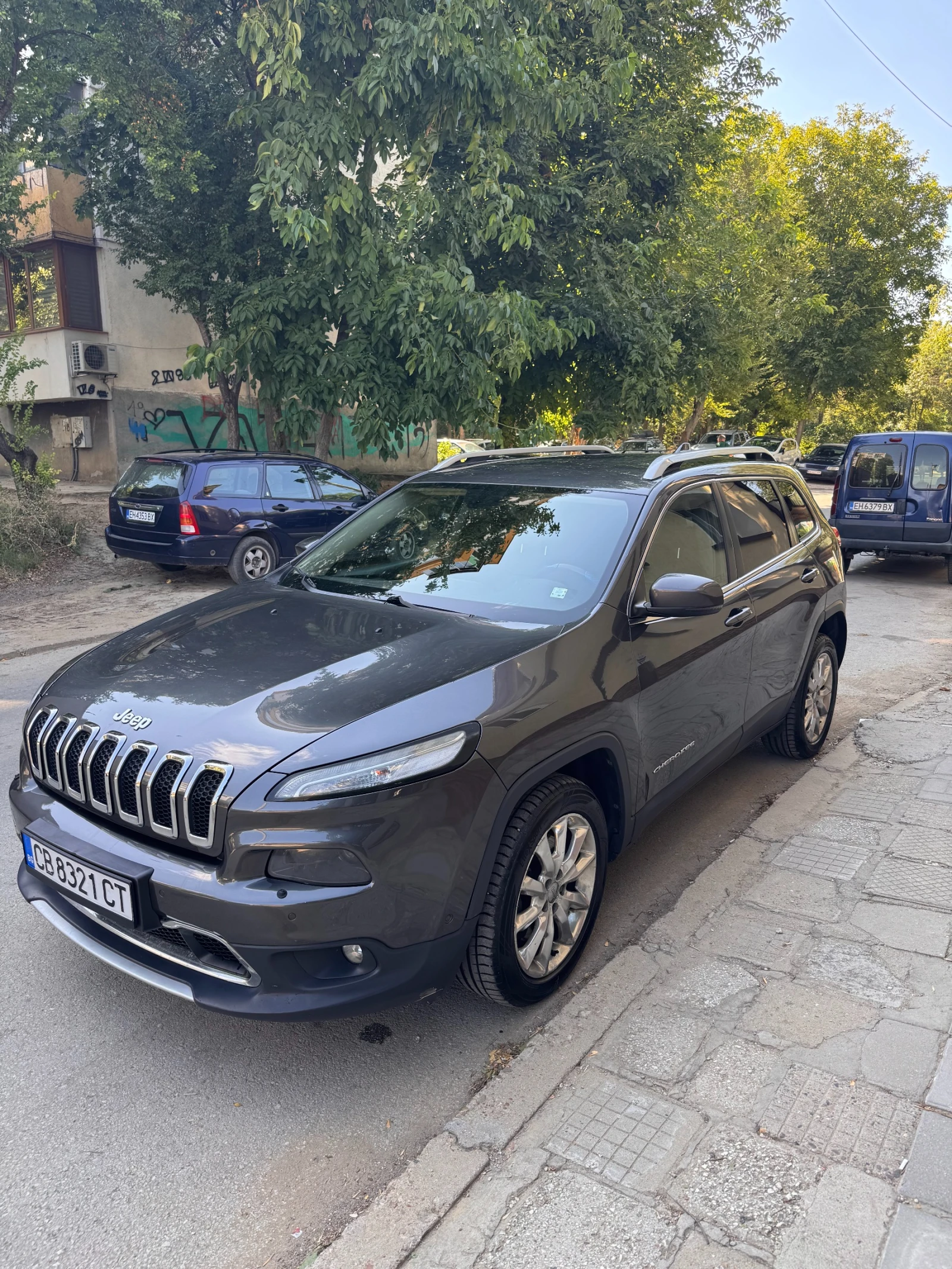Jeep Cherokee LIMITED, снимка 3 - Автомобили и джипове - 55830028