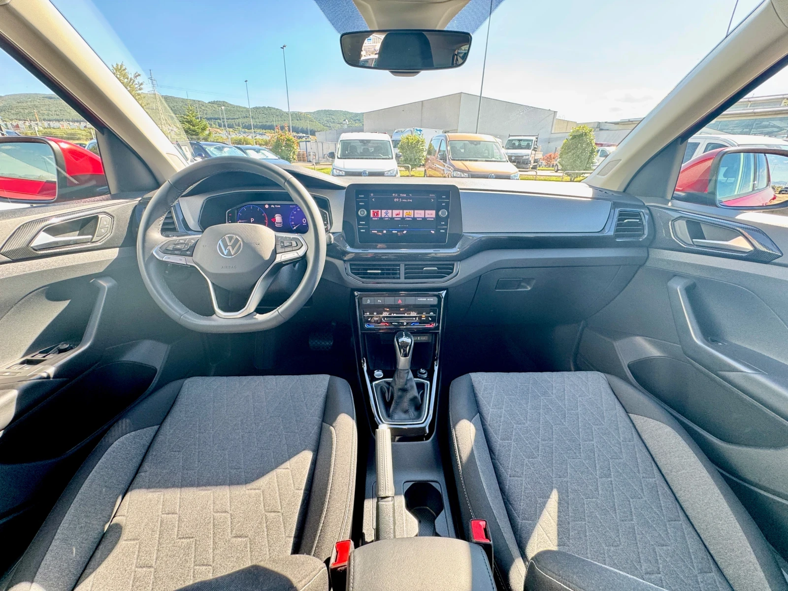 VW T-Cross Life Plus 1.0 TSI DSG, снимка 10 - Автомобили и джипове - 56076218