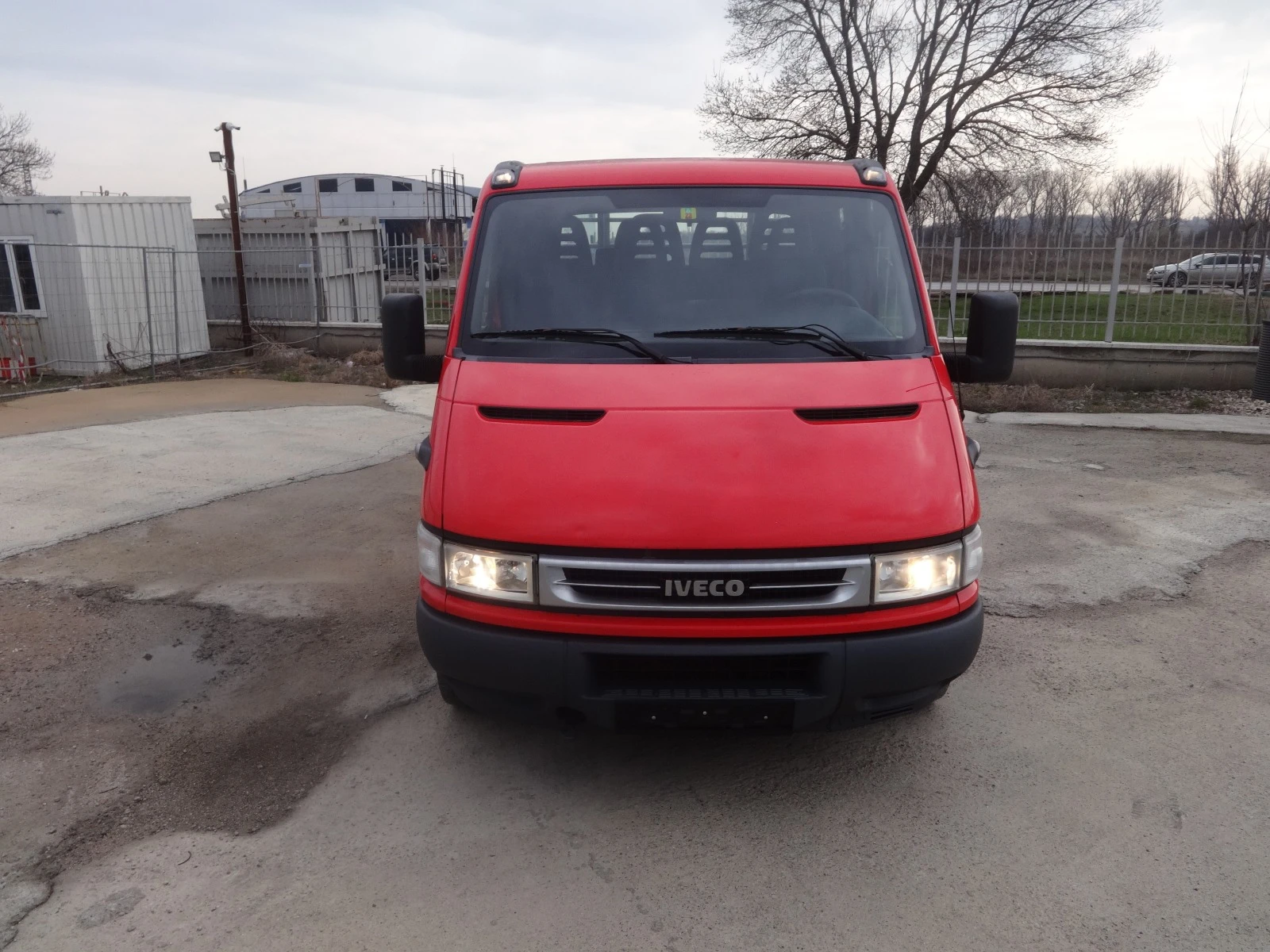 Iveco Daily 35C14 3.0HPI  КАТ. *Б* 7-места - изображение 3