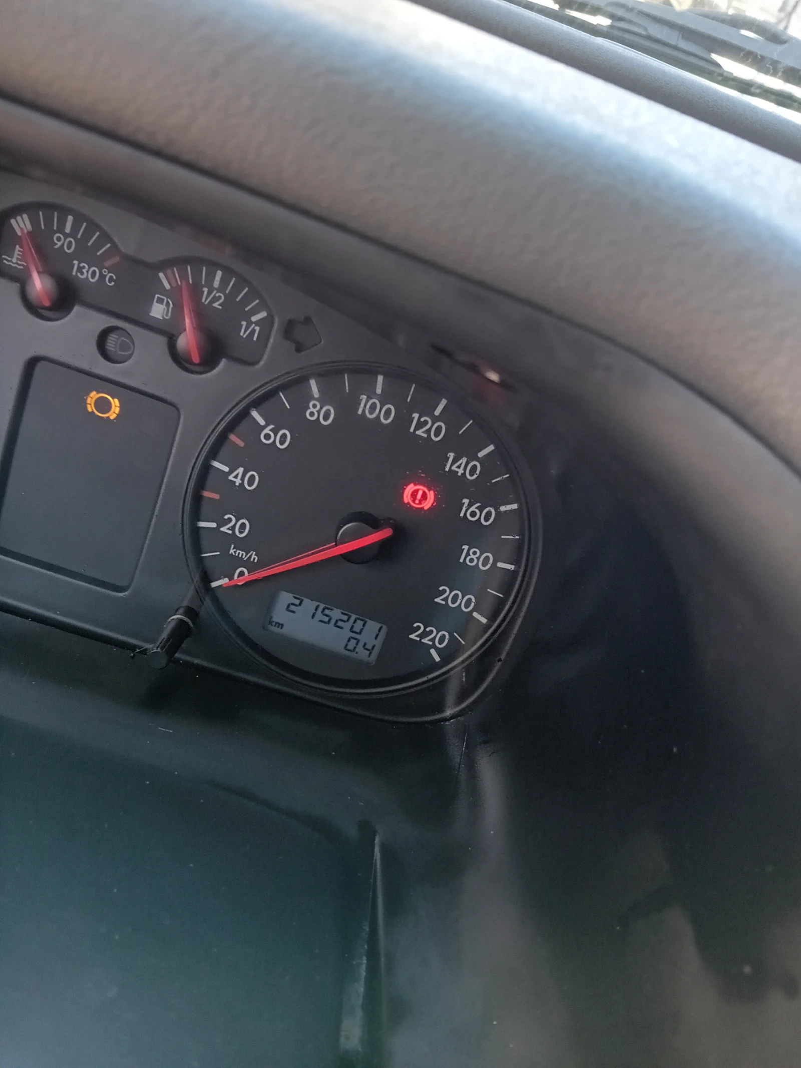 VW Transporter 2.5TDi КЛИМАТИК дълга БАЗА - изображение 9