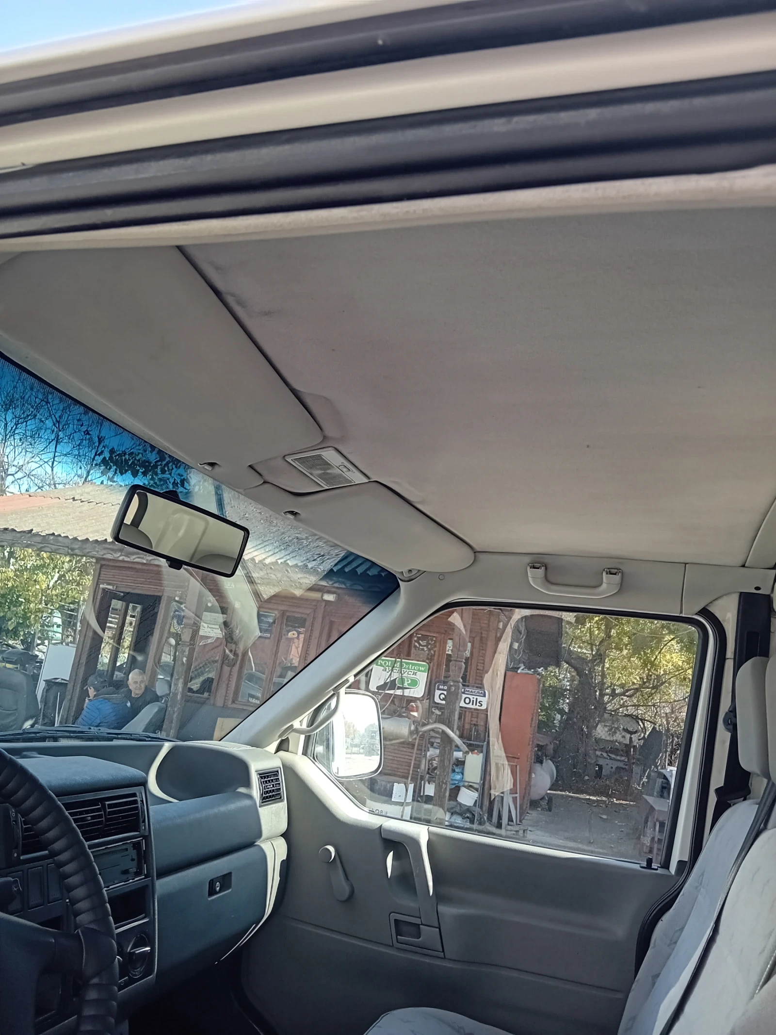 VW Transporter 2.5TDi КЛИМАТИК дълга БАЗА - изображение 10