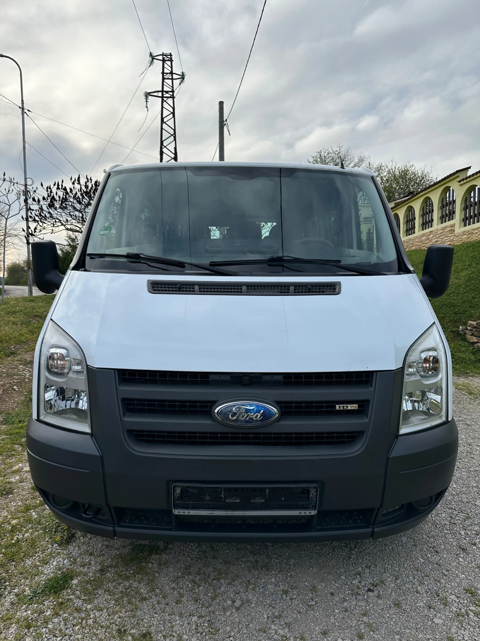 Ford Transit 2.2 КЛИМАТИК, снимка 2 - Бусове и автобуси - 54179091