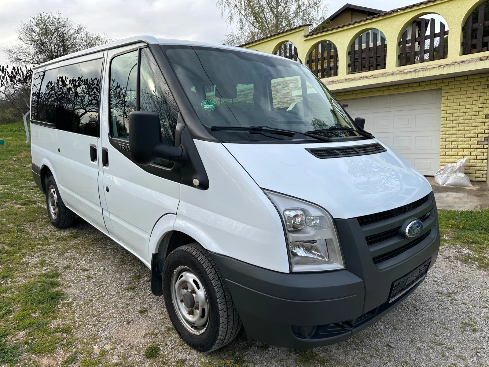 Ford Transit 2.2 КЛИМАТИК