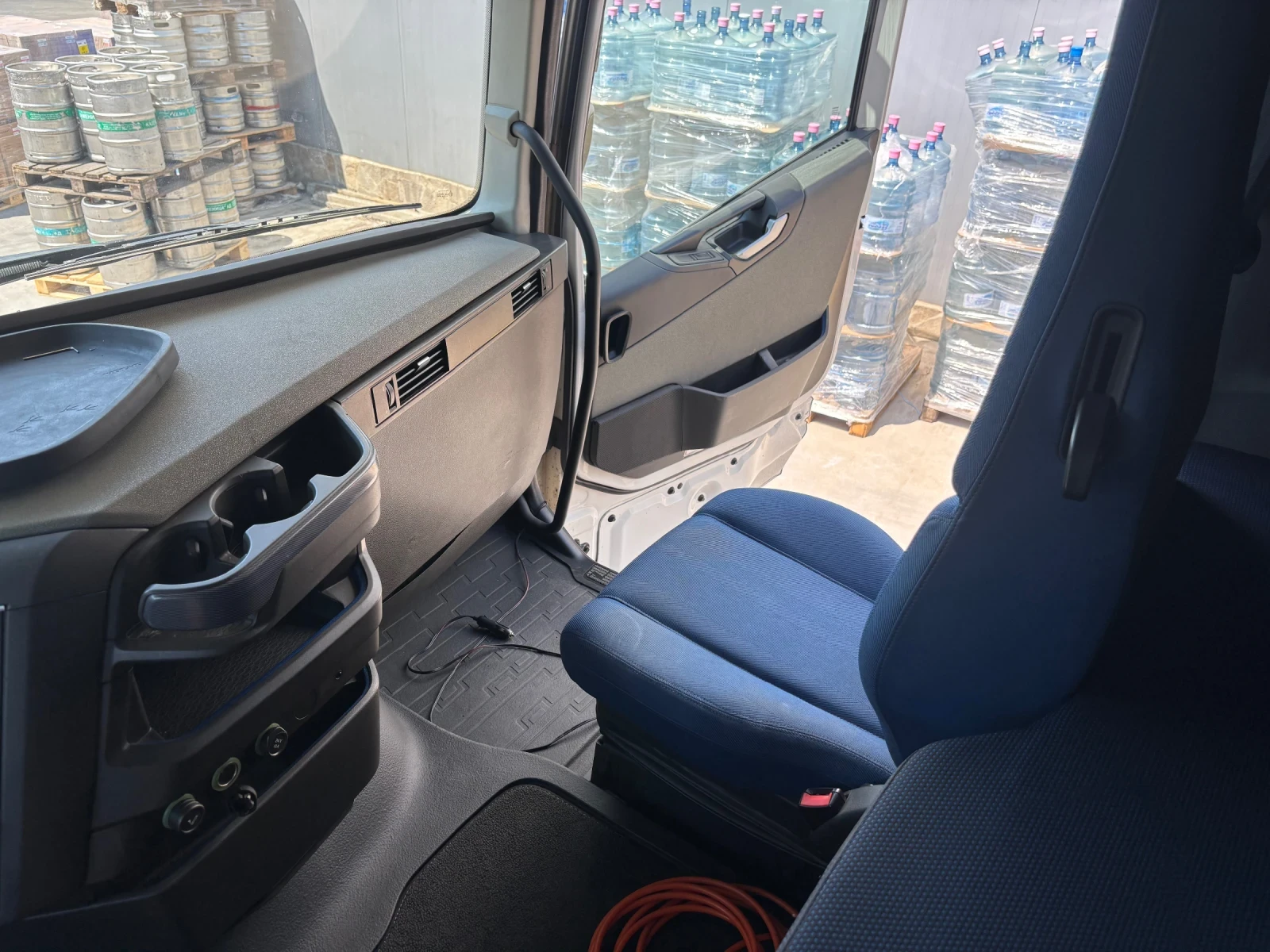 Volvo Fh, снимка 10 - Камиони - 55172871