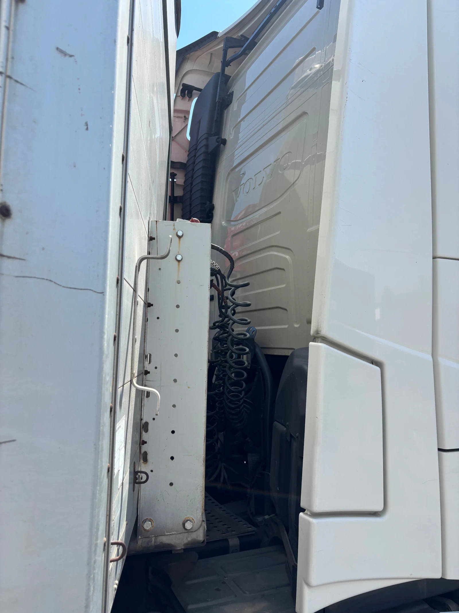 Volvo Fh, снимка 11 - Камиони - 55172871