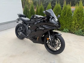 ������ Yamaha YZF-R7