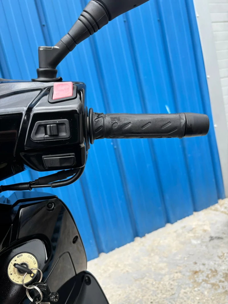 Kymco People Gti300i, снимка 9 - Мотоциклети и мототехника - 49926725