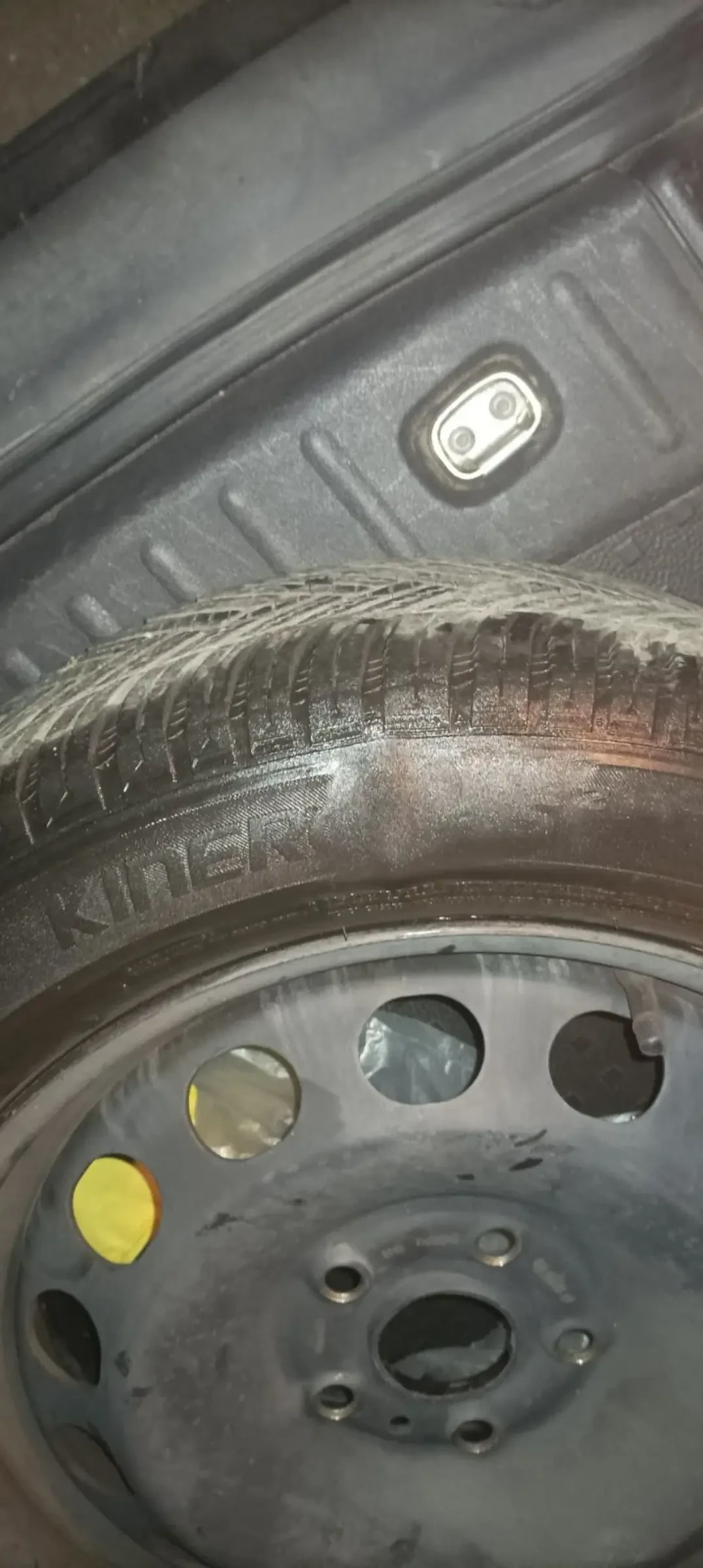    205/55R16  VW | Mobile.bg   3