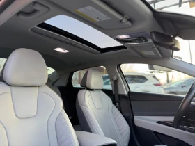 Hyundai Elantra Ultimate Hybrid | Clean Carfax| Two-Tone Interior, снимка 17