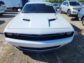 Dodge Challenger 5.7l Sxt, снимка 5