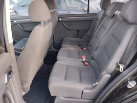 VW Touran 1.9 TDI - 7 Места , снимка 10