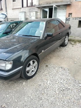 Mercedes-Benz 124 2.0i, снимка 3