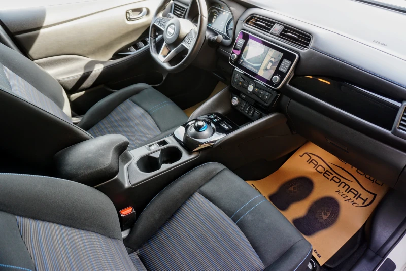 Nissan Leaf  TEKNA+  360* , снимка 11 - Автомобили и джипове - 40203043