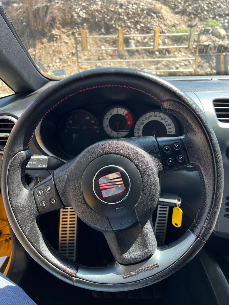 Seat Leon Cupra 2.0 T, снимка 8 - Автомобили и джипове - 46415689