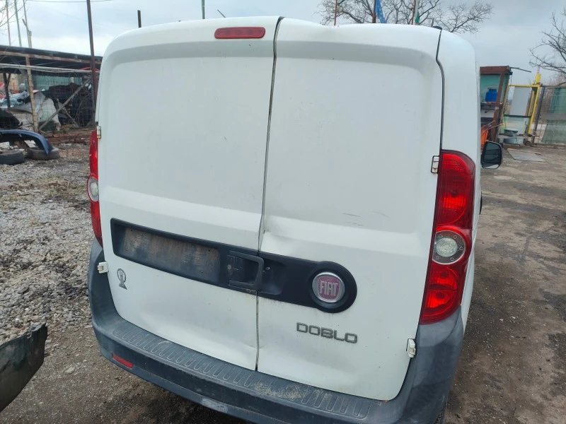 Fiat Doblo 1.3cdti, снимка 6 - Автомобили и джипове - 44681366