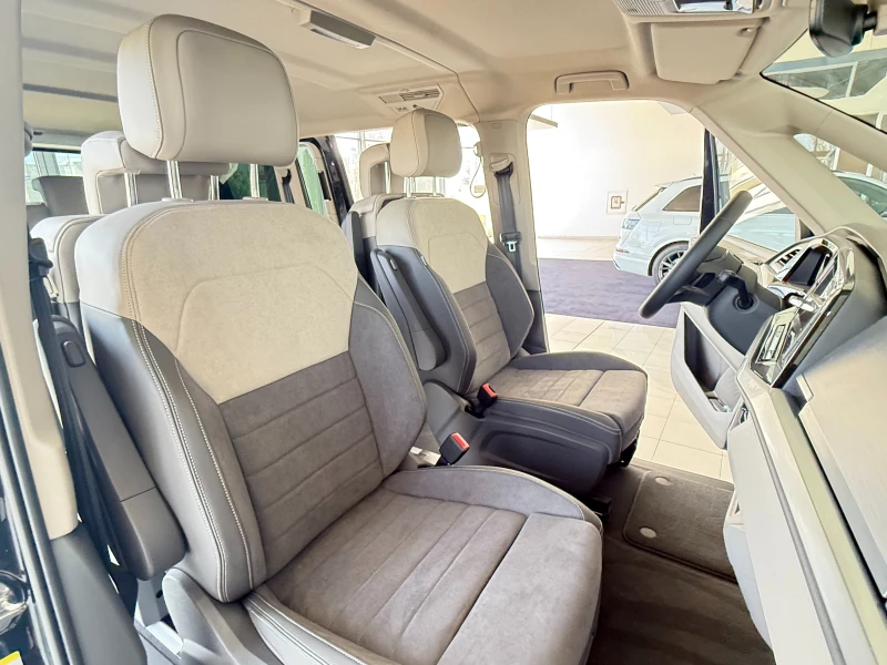 VW Multivan Т7 Style L 2.0 TDI, снимка 17 - Автомобили и джипове - 51506527
