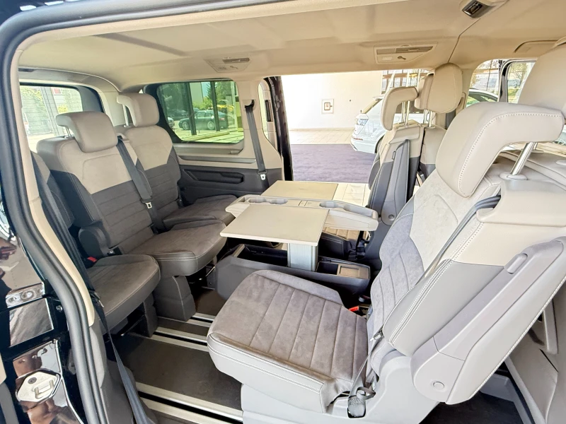 VW Multivan Т7 Style L 2.0 TDI, снимка 16 - Автомобили и джипове - 51506527