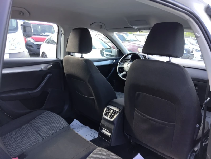 Skoda Octavia 4х4, снимка 14 - Автомобили и джипове - 50154688