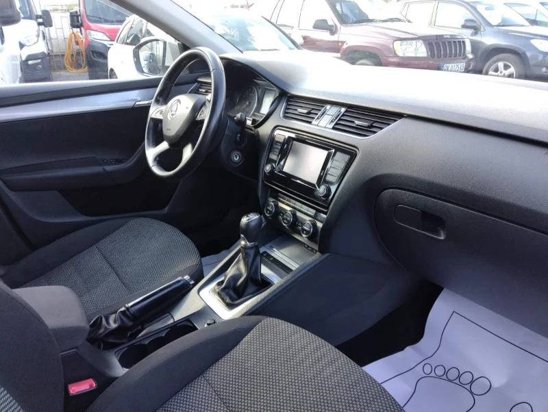 Skoda Octavia 4х4, снимка 10 - Автомобили и джипове - 50154688