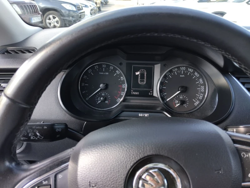 Skoda Octavia 4х4, снимка 11 - Автомобили и джипове - 50154688