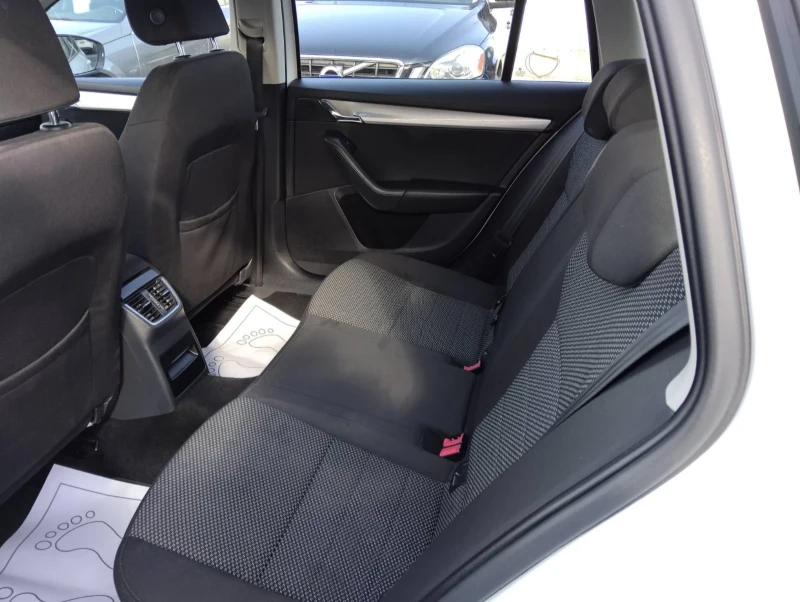 Skoda Octavia 4х4, снимка 13 - Автомобили и джипове - 50154688